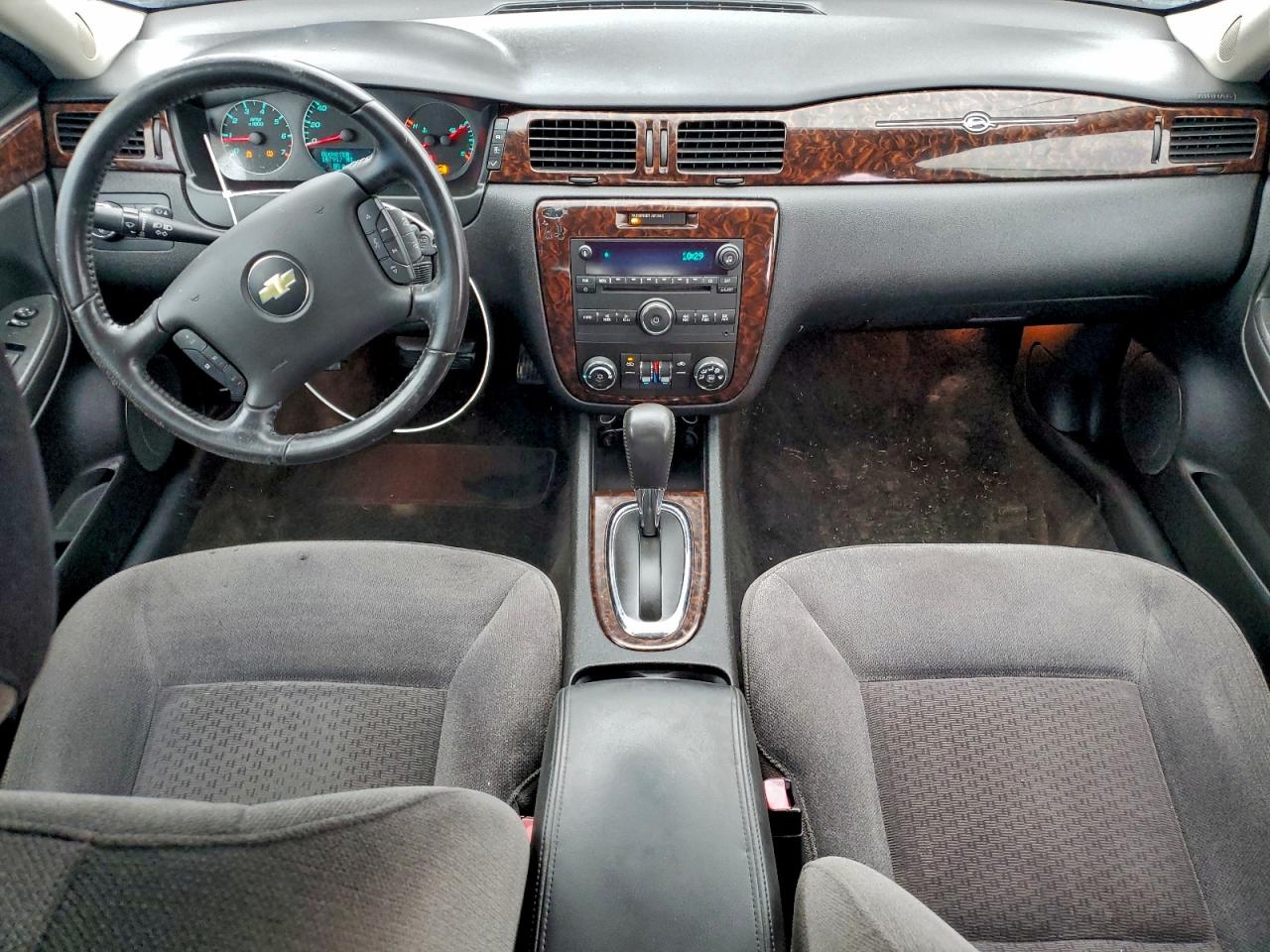 Chevrolet Impala Lt Image 2