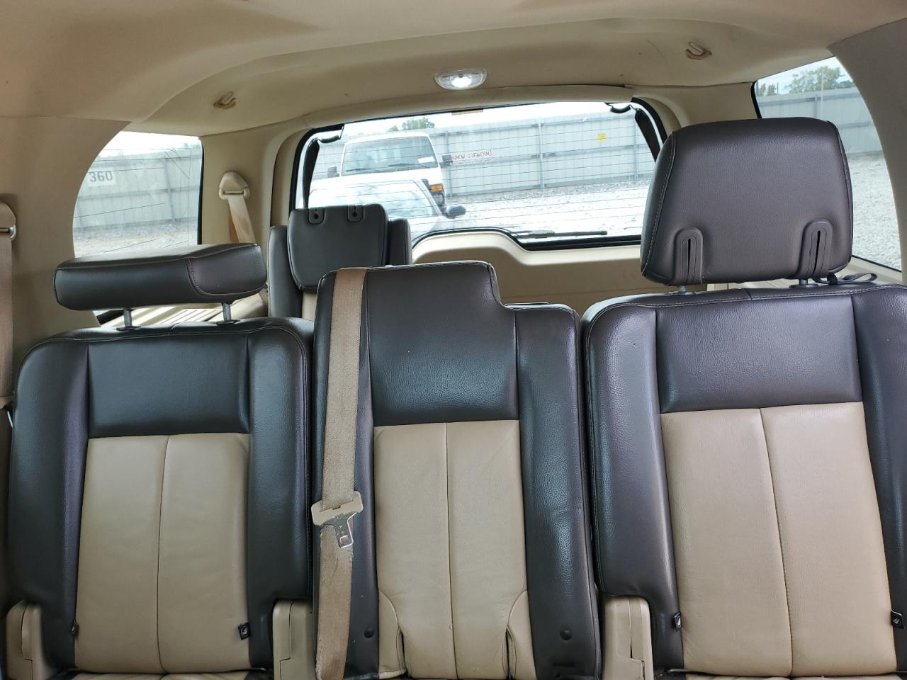 Ford Expedition Eddie Bauer Image 11