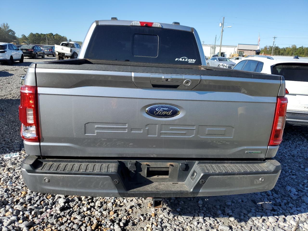 Ford F-150 Supercrew Image 10