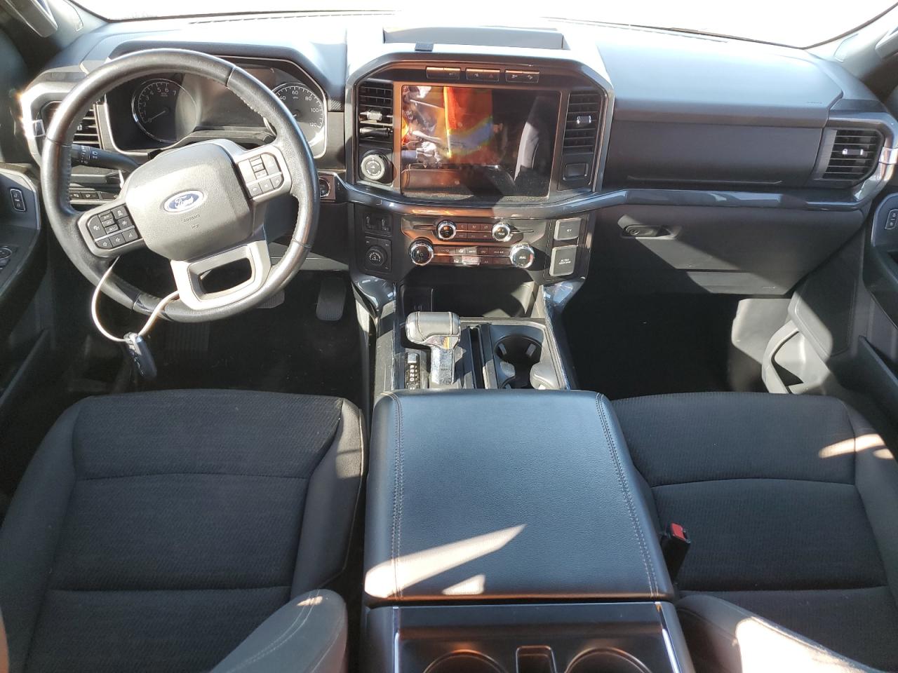 Ford F-150 Supercrew Image 12