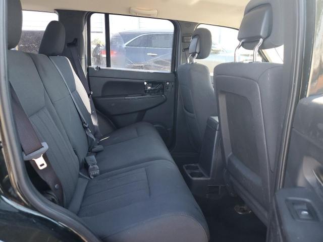 Jeep Liberty Sport Image 11