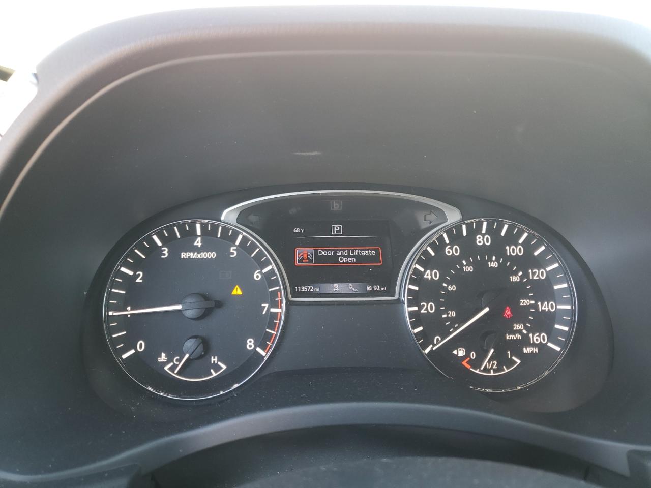 Nissan Pathfinder Platinum Image 8