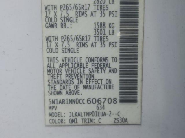 Nissan Pathfinder S Image 8