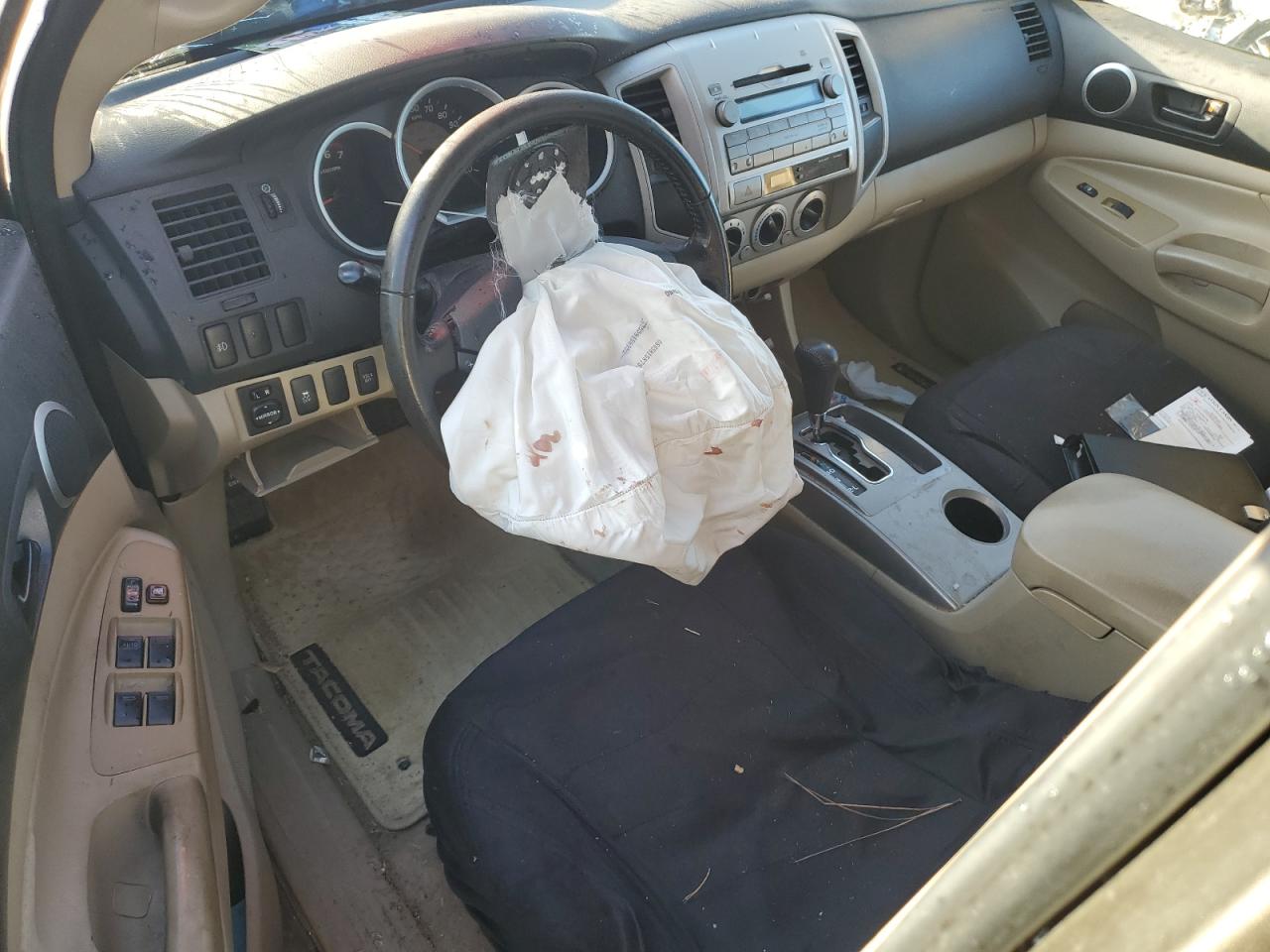 Toyota Tacoma Double Cab Prerunner Image 8