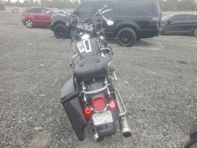 Harley-Davidson Fl Image 8