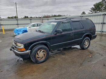  Salvage Chevrolet Blazer