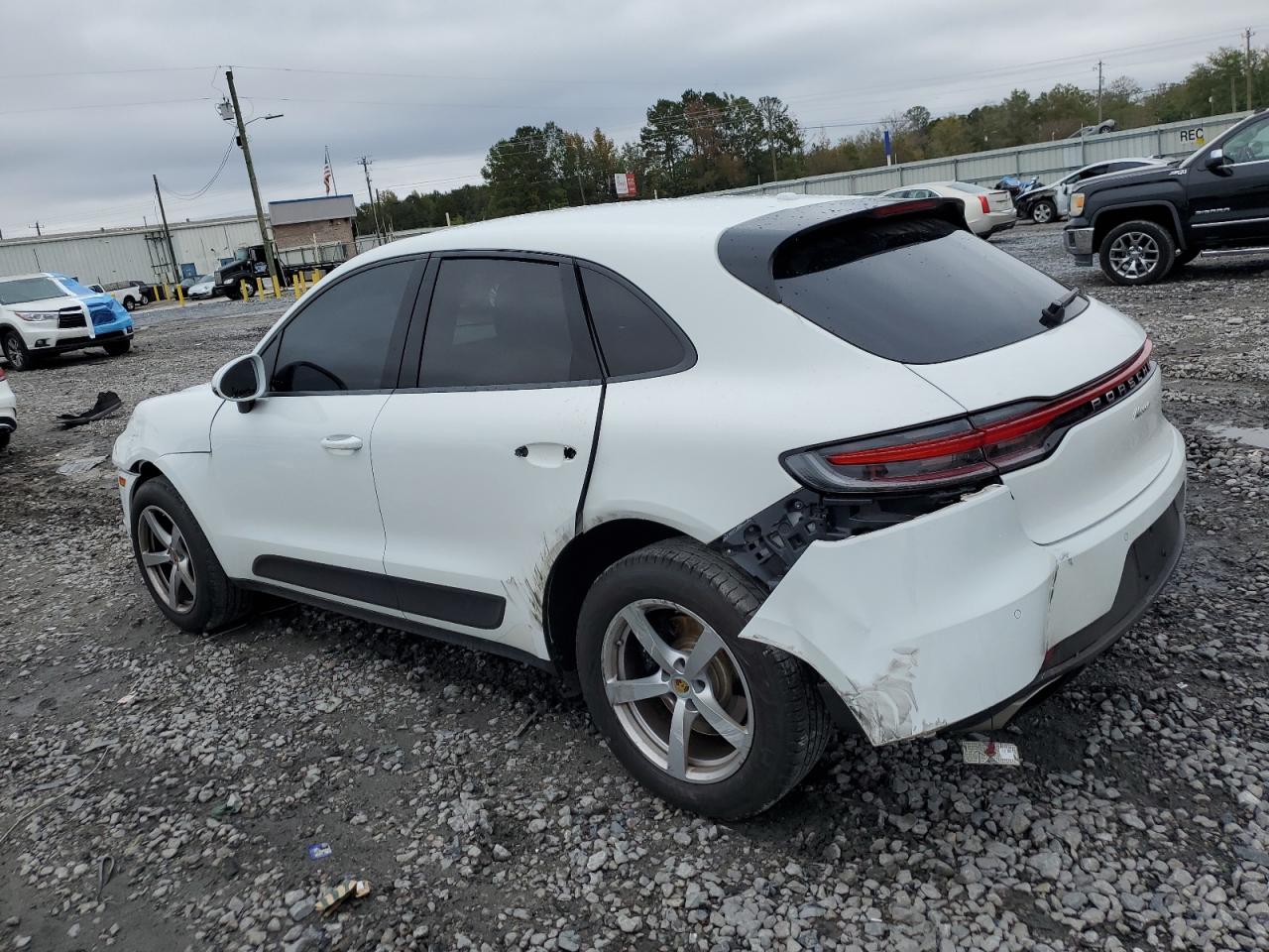 Porsche Macan Image 7