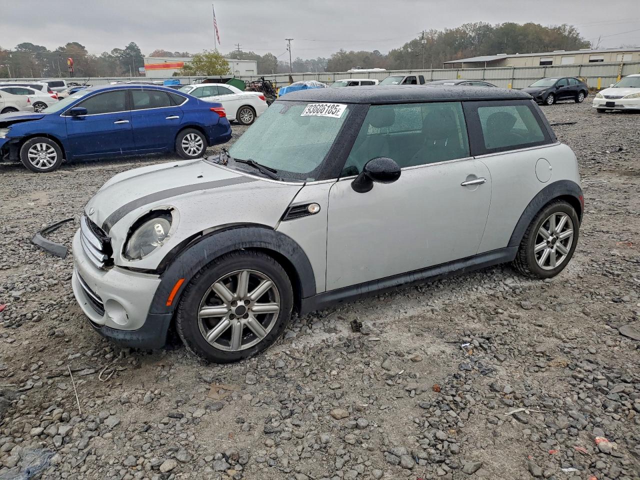 MINI Cooper Image 1