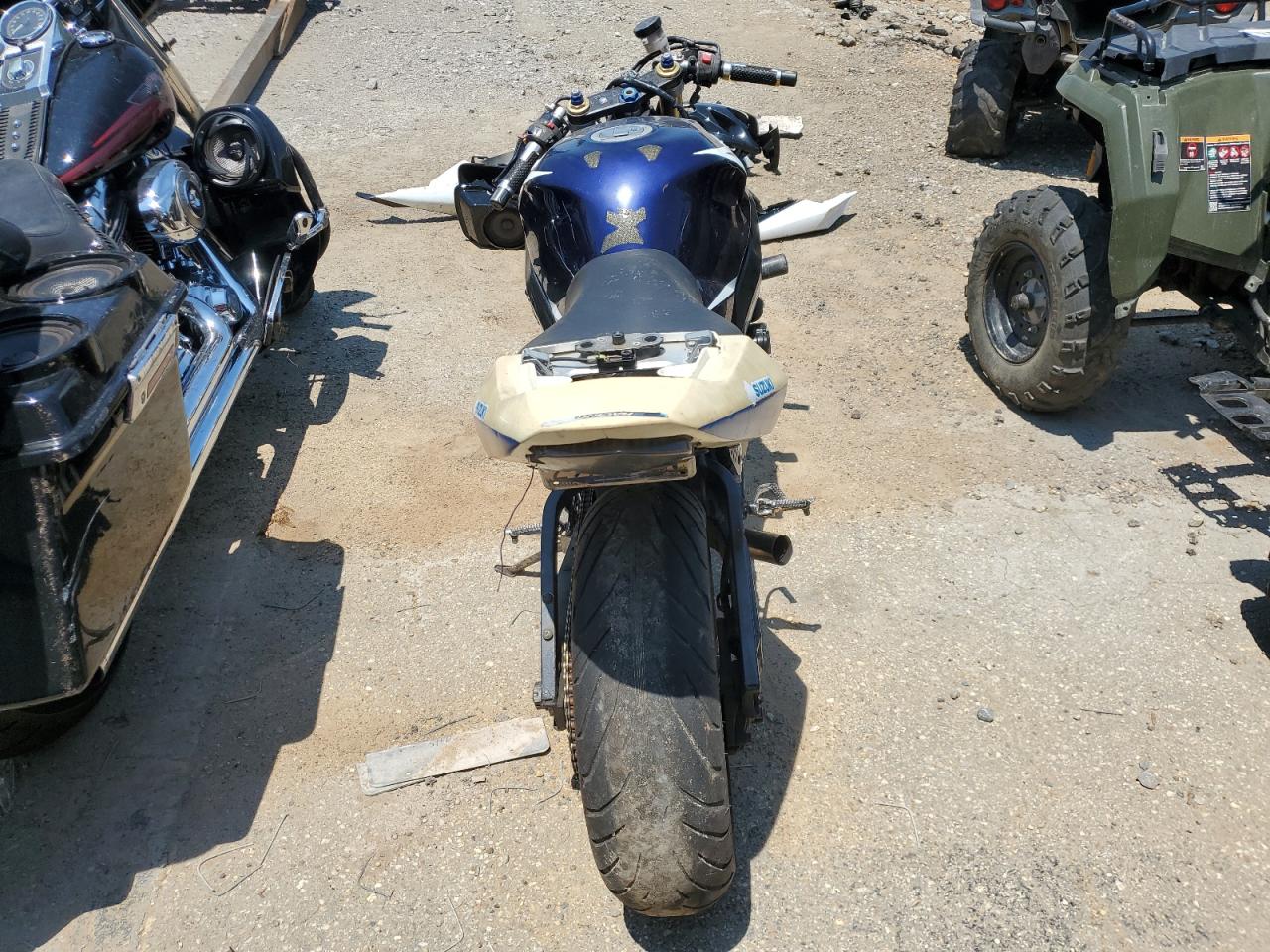 Suzuki Gsx K Image 6