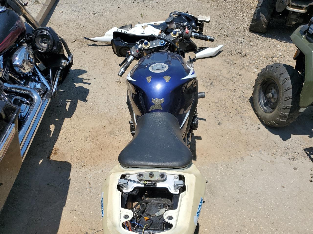 Suzuki Gsx K Image 4