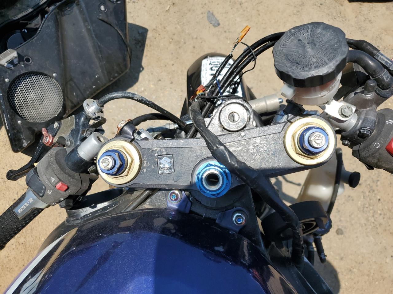 Suzuki Gsx K Image 5