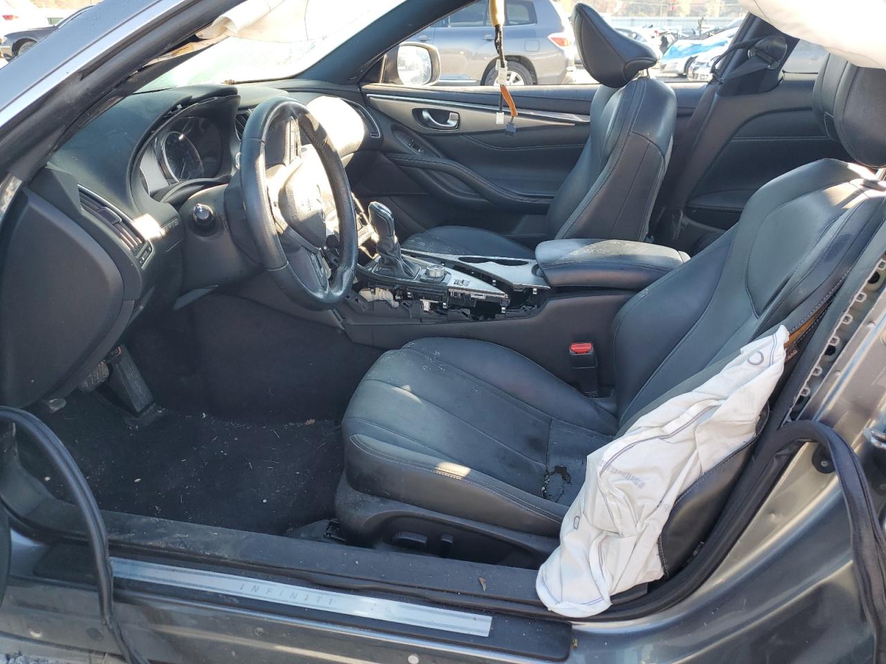 INFINITI Q60 Base Image 12