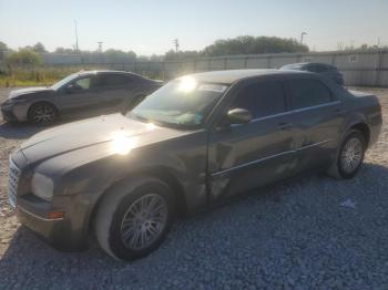  Salvage Chrysler 300