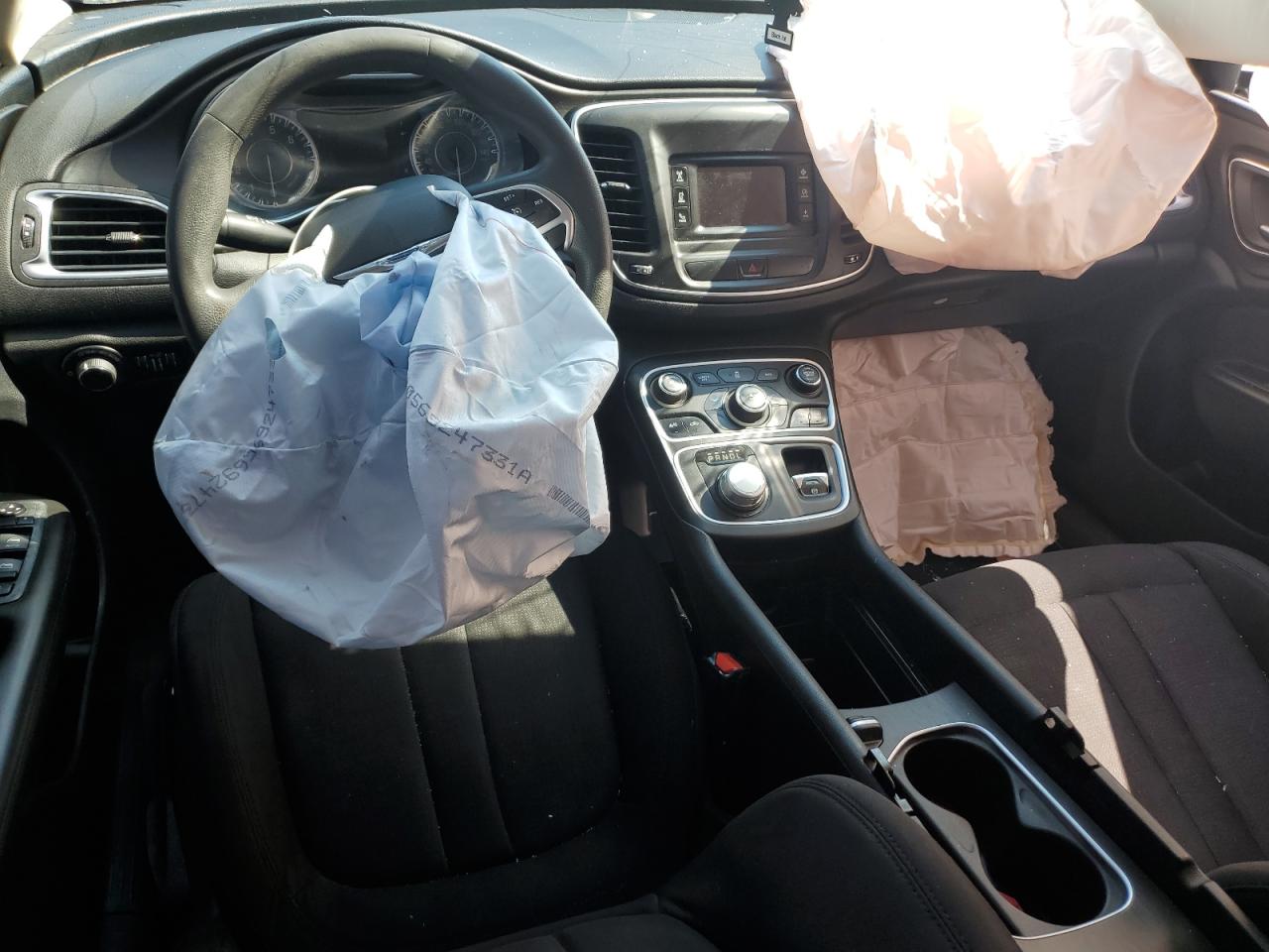 Chry 200 Limited Image 4