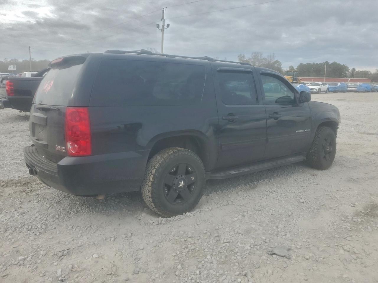 GMC Yukon C1500 Slt Image 7