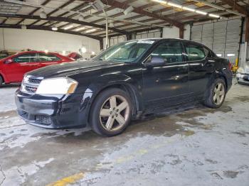  Salvage Dodge Avenger