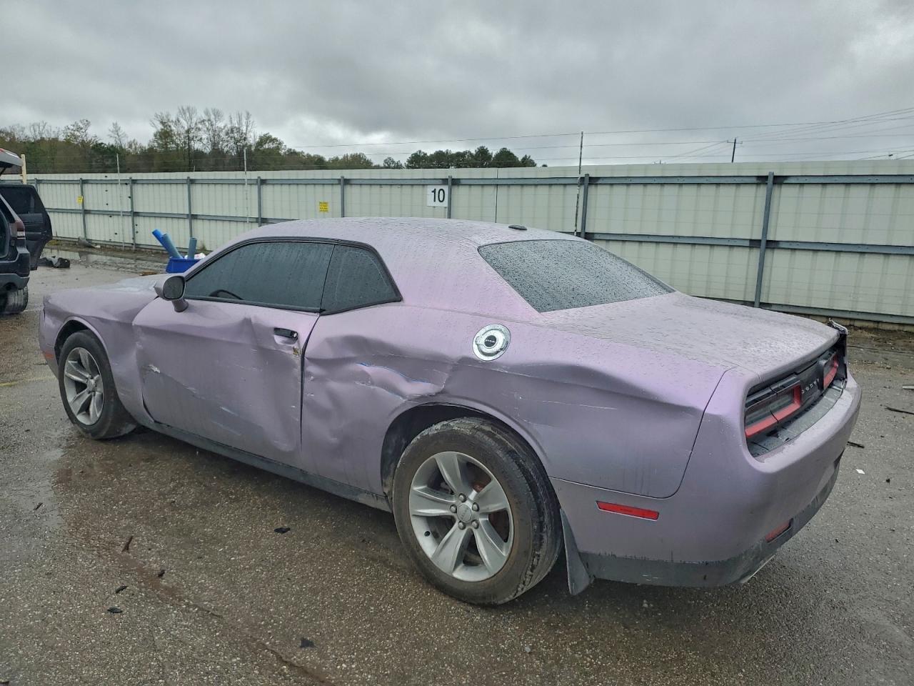 Dodge Challenger Sxt Image 4