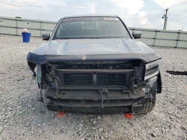 Nissan Frontier S Image 4