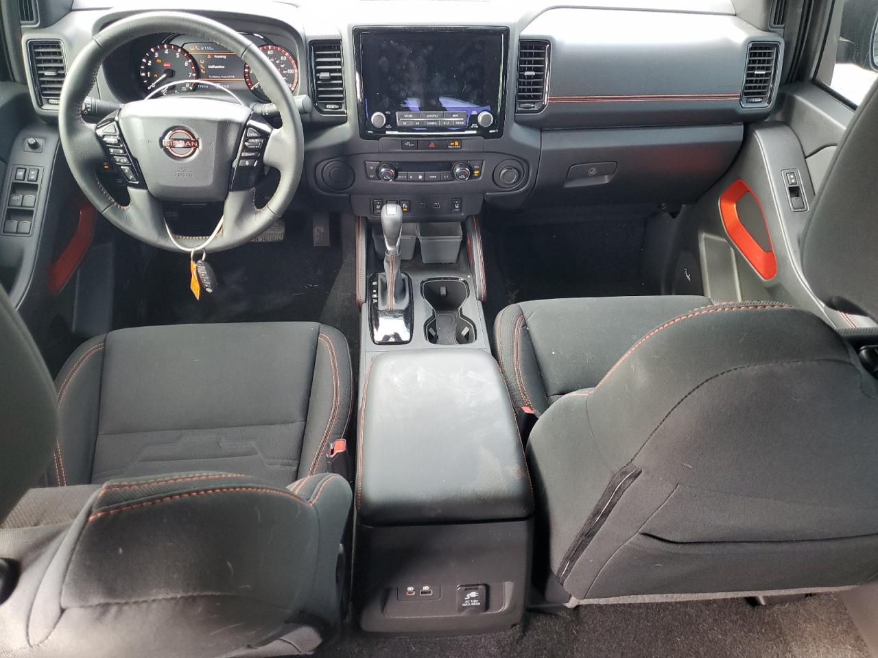 Nissan Frontier S Image 9