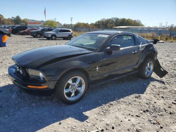  Salvage Ford Mustang