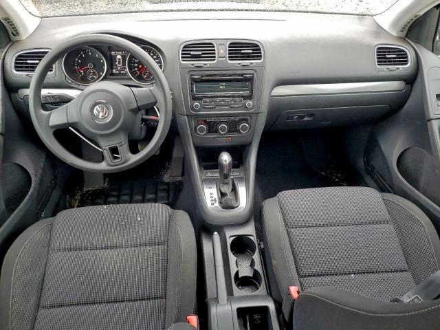 Volkswagen Golf Image 2
