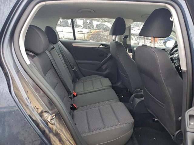 Volkswagen Golf Image 6