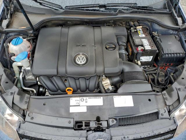 Volkswagen Golf Image 9