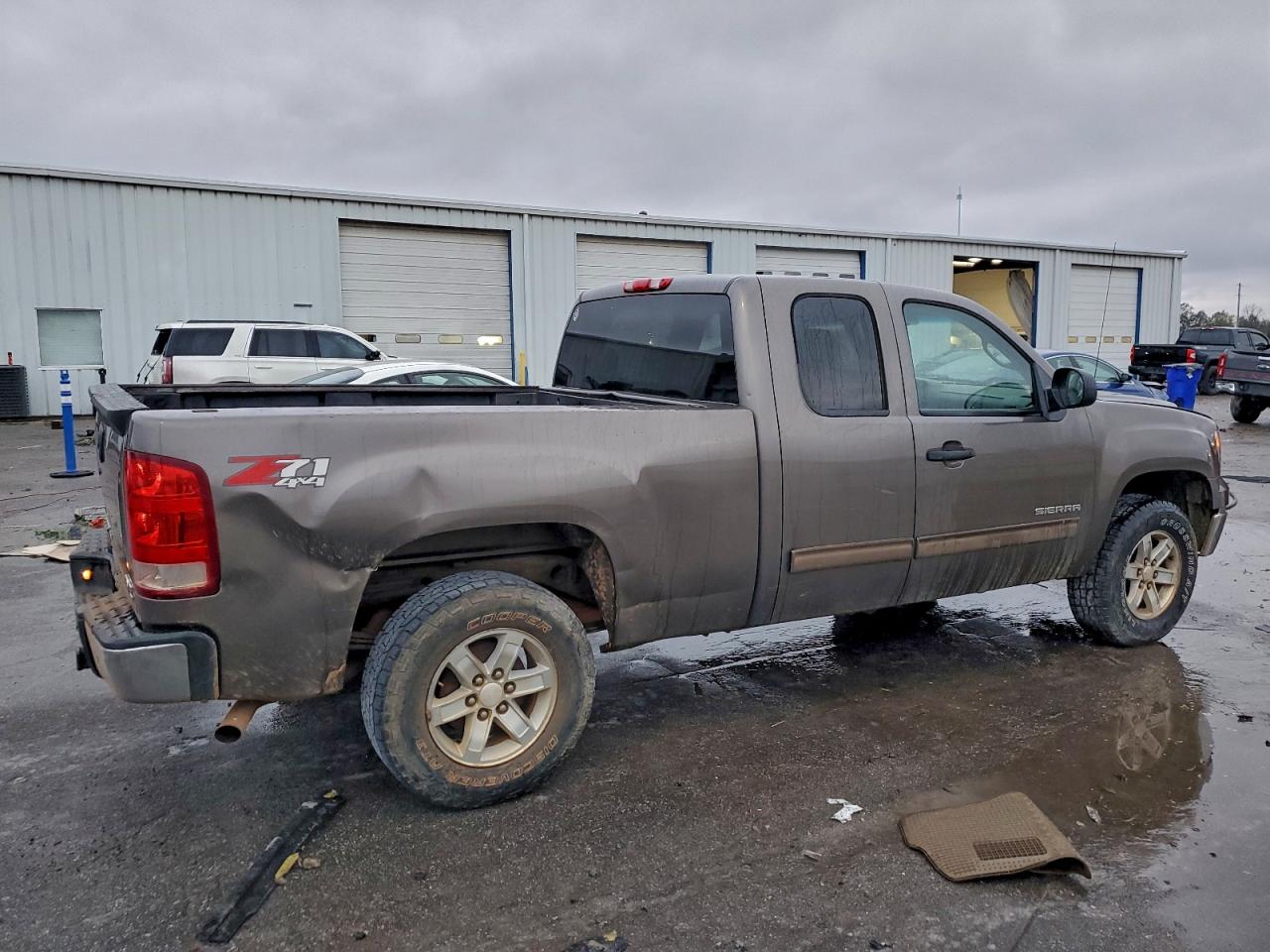 GMC Sierra K1500 Sle Image 9