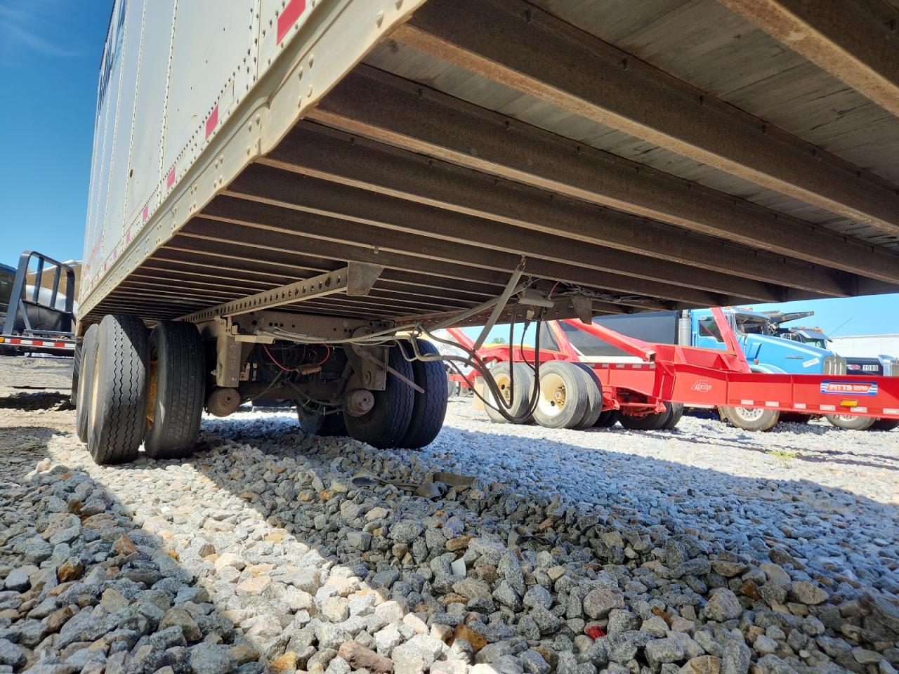 Stoughton Trailer Image 10