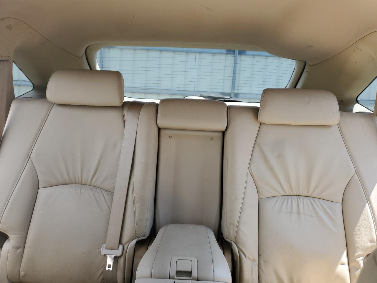 Lexus RX 330 Image 7