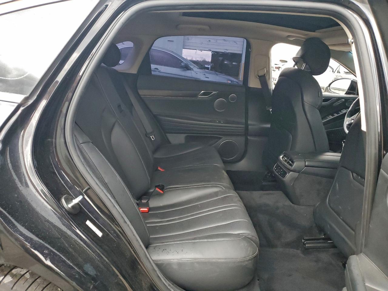 Genesis G80 Base Image 8