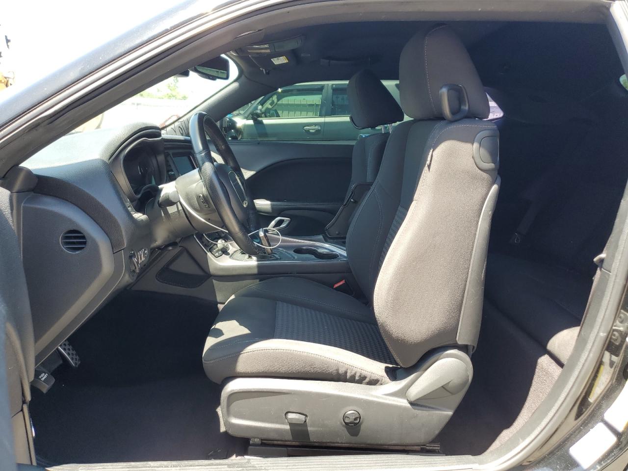 Dodge Challenger Sxt Image 9