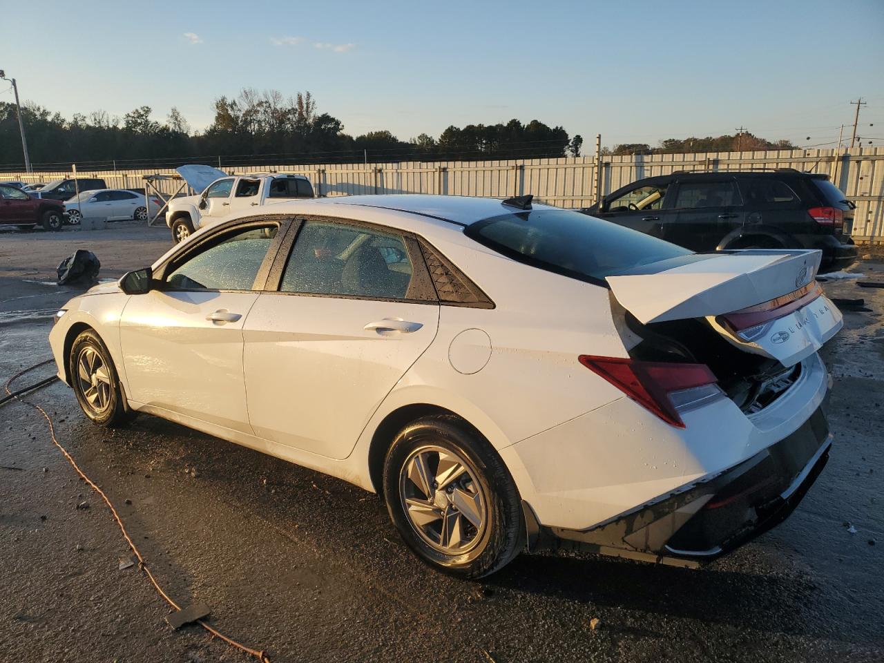 Hyundai ELANTRA Se Image 12