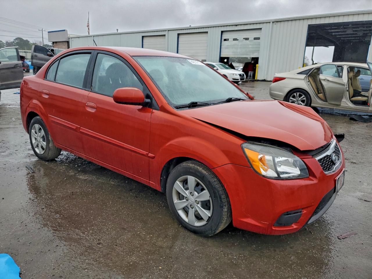 Kia Rio Base Image 11