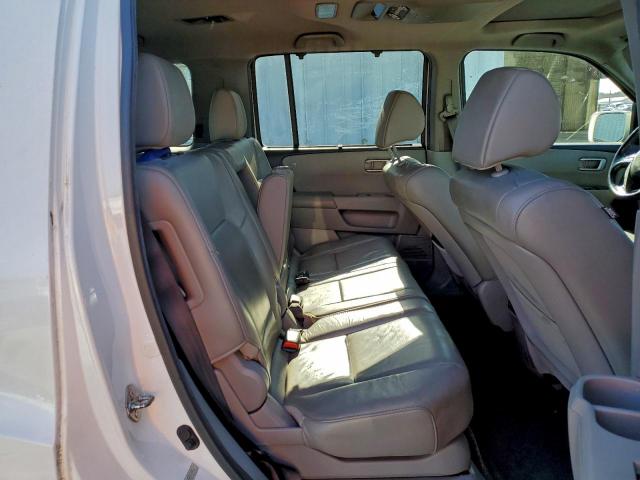 Honda Pilot Touring Image 8