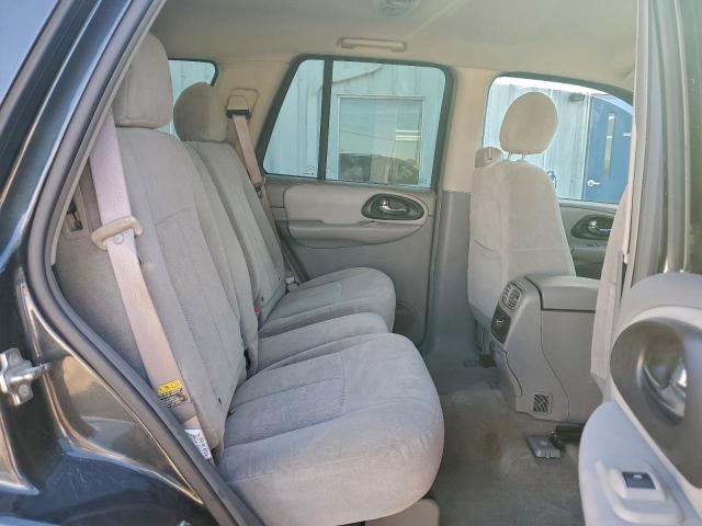 Chevrolet Trailblazer Ls Image 13