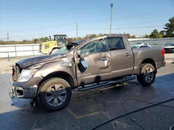  Salvage Nissan Titan