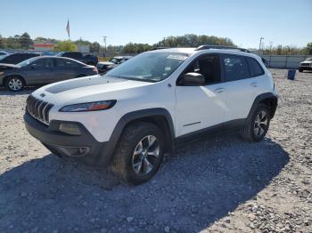  Salvage Jeep Cherokee