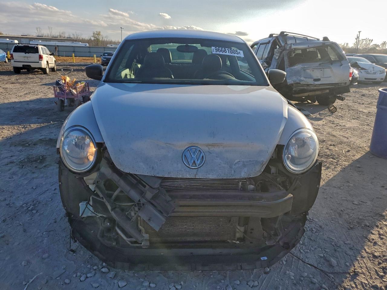 Volkswagen Beetle 1.8t Image 6