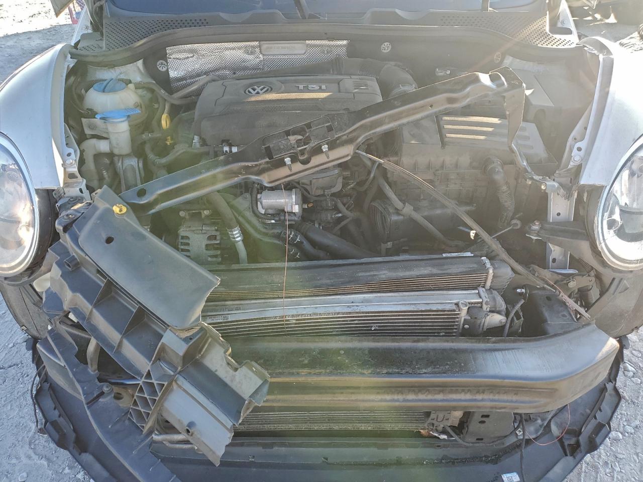 Volkswagen Beetle 1.8t Image 8