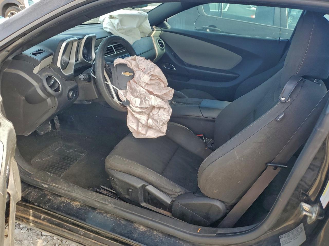 Chevrolet Camaro Ls Image 10