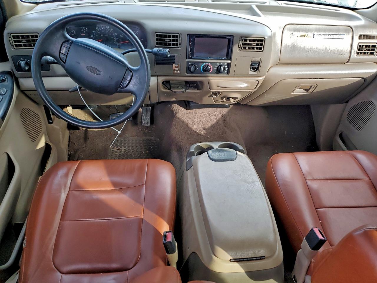 Ford F-350 Super Duty Image 8