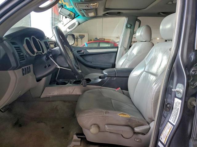 Toyota 4Runner Sr5 Image 7