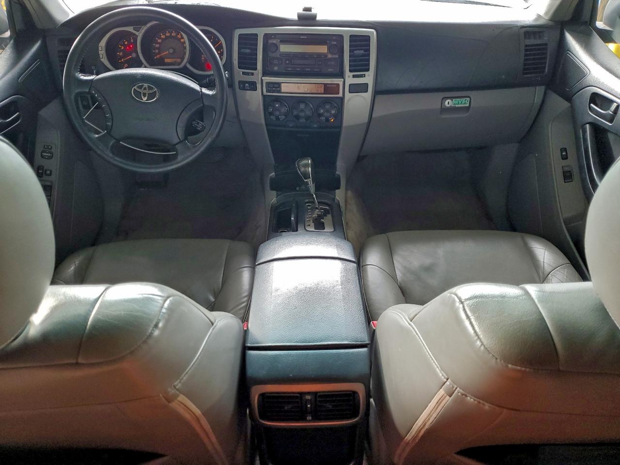 Toyota 4Runner Sr5 Image 11