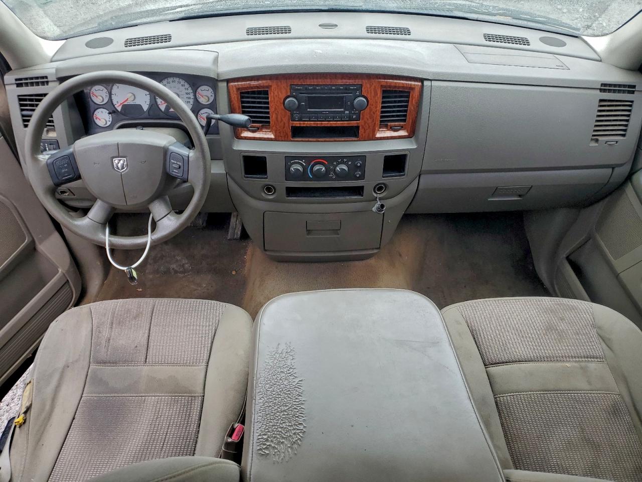 Dodge Ram 1500 St Image 4