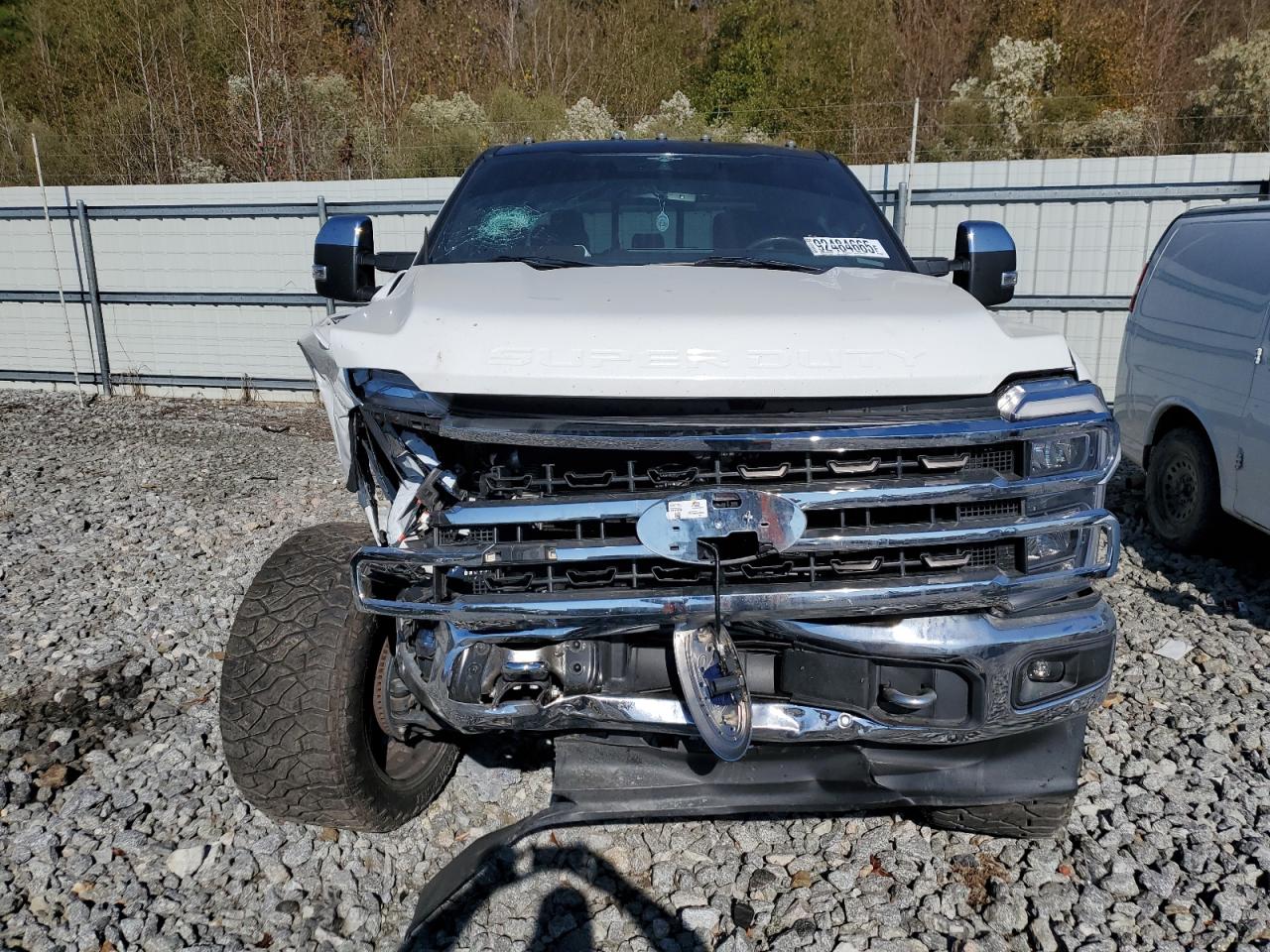 Ford F-350 Super Duty Image 6