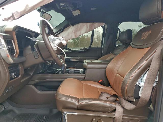 Ford F-350 Super Duty Image 4