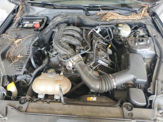 Ford Mustang Image 12