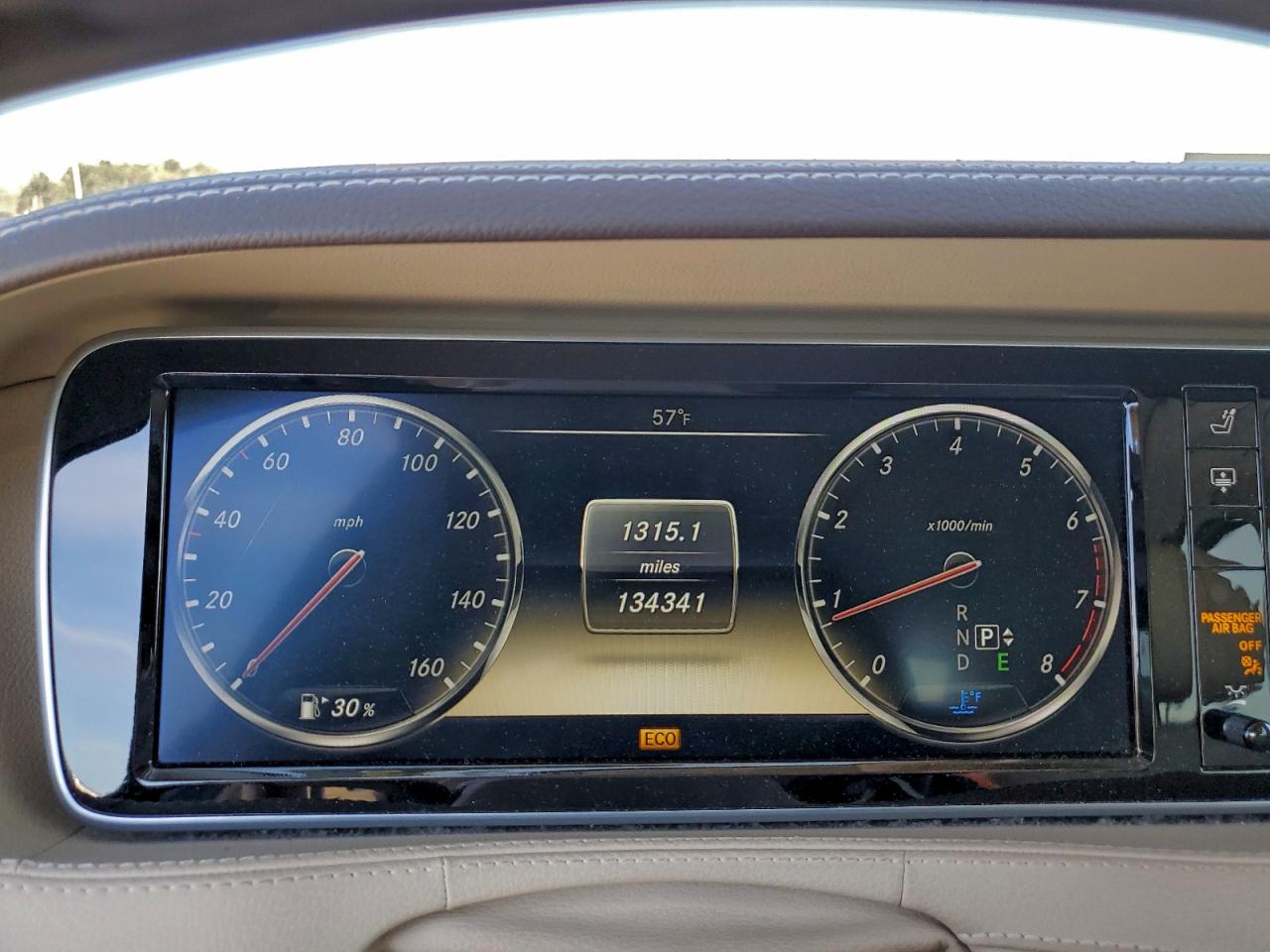 Mercedes-Benz S-Class 550 Image 5