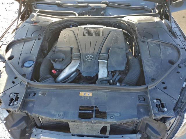 Mercedes-Benz S-Class 550 Image 7